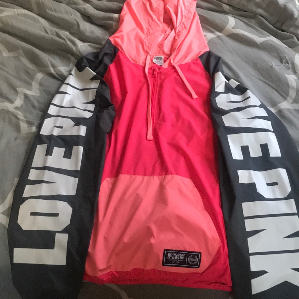 PINK VS ANORAK